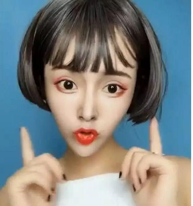 锥子脸和瓜子脸区别图片