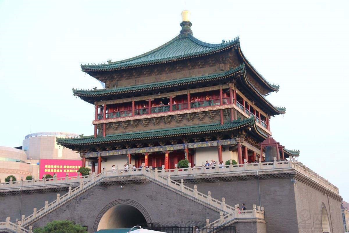 梦见大钟 钟楼 敲钟周公解梦,梦见大钟 钟楼 敲钟是什么意思?