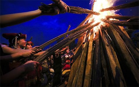 微信截图_20190711153059.png 火把节是哪个民族的,2019年火把节是哪一天?