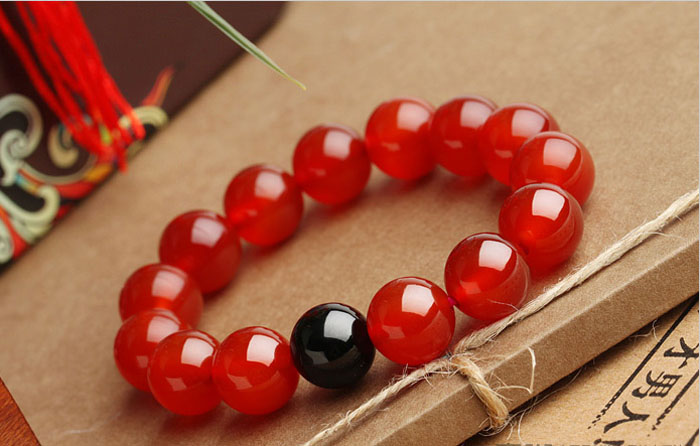 五行缺火怎么办,要如何补救?五行缺火佩戴什么最旺？