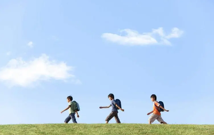 男孩2.png 佛说如何知胎儿是善缘,在几月出生是观音送子