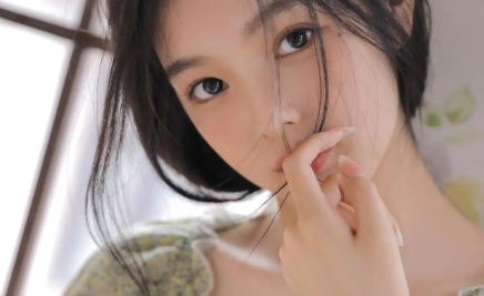美女26.png 眉毛浓的女人命好不好,眉毛越淡人越狠