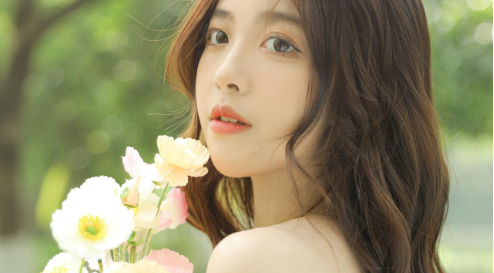 美女56.png 美女56.png
