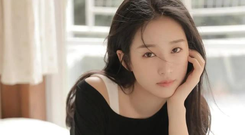 美女65.png 长观音痣的女人超厉害,人要走大运的预兆