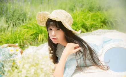 美女35.png 2023年6月10日五行穿衣指南,每日五行穿衣查询