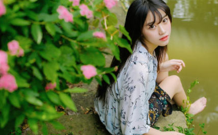 美女75.png 2023年6月14日五行穿衣指南,今日穿衣颜色五行搭配