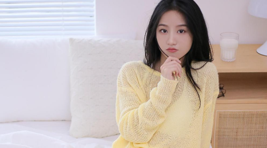 美女148.png 眉毛留疤会影响运气吗,女人眉毛里有疤痕命运如何