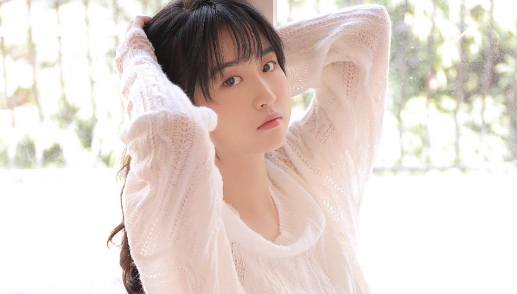 美女154.png 眉毛粗浓的女人的命运,眉毛后半截稀少的女孩