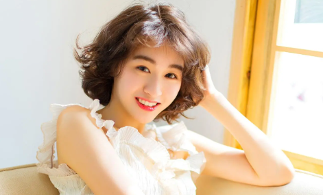 美女103.png 美女103.png