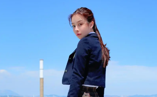 美女105.png 美女105.png