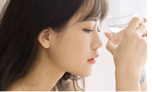 美女174.png 姓余的女孩名字属兔,姓余属兔的名字有哪些