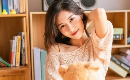 美女14.png 2023兔年宝宝名字寓意好,简单好听的陈姓女孩名