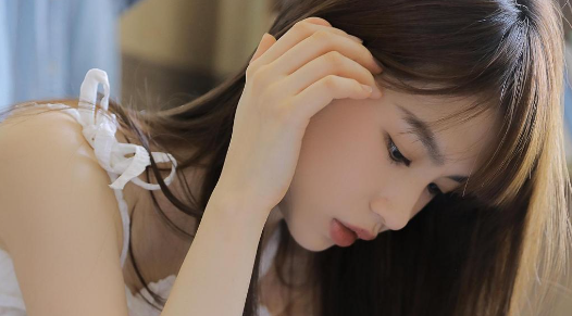 美女157.png 美女157.png