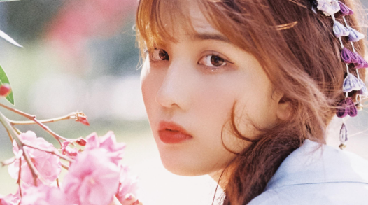 美女218.png 美女218.png