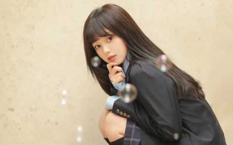 美女225.png 美女225.png
