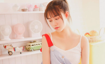 美女182.png 美女182.png