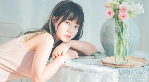 美女7.png 美女7.png