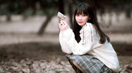 美女69.png 美女69.png