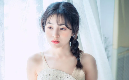 美女153.png 美女153.png