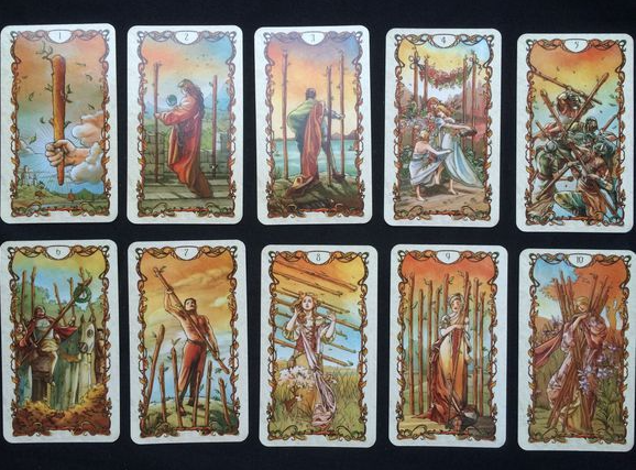 塔罗牌时间金字塔牌阵，占卜婚姻和下岗后处境