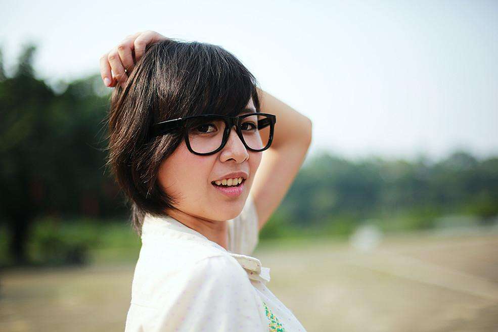 现代文艺女生qq网名,我看到的是满目荒凉的青春