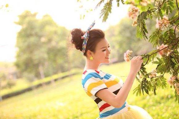 有品位有魅力显成熟的女生网名,指尖滑过的年华﹌