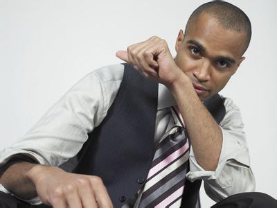 成熟稳重好听的男生网名, 一哏煙,一斷情。