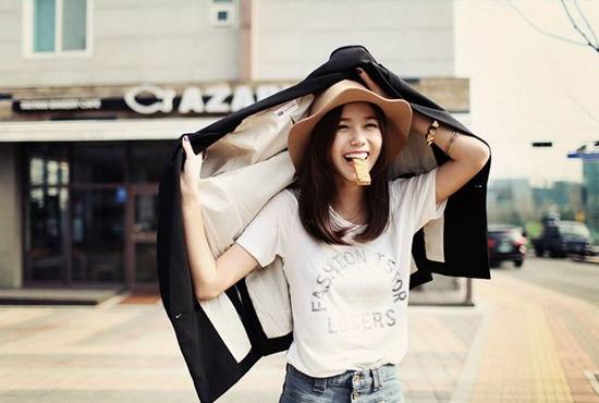 简短成熟显气质的女生网名,爱你时有风.