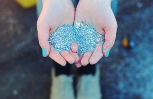 长版QQ网名:微笑、只是为了更好的掩饰