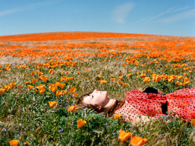 新潮时尚的游戏名字:那抹笑颜ヽ已成傷