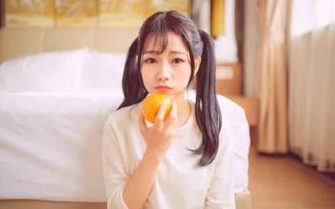 彰显青春活泼的女生网名，总对着镜子笑嘻嘻i