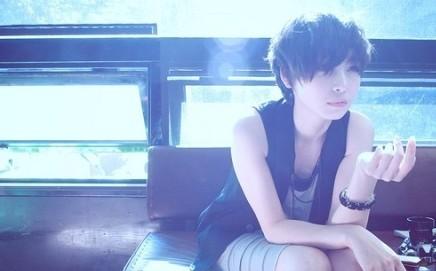 超酷很拽的网名女生版,时光带走的姐不稀罕