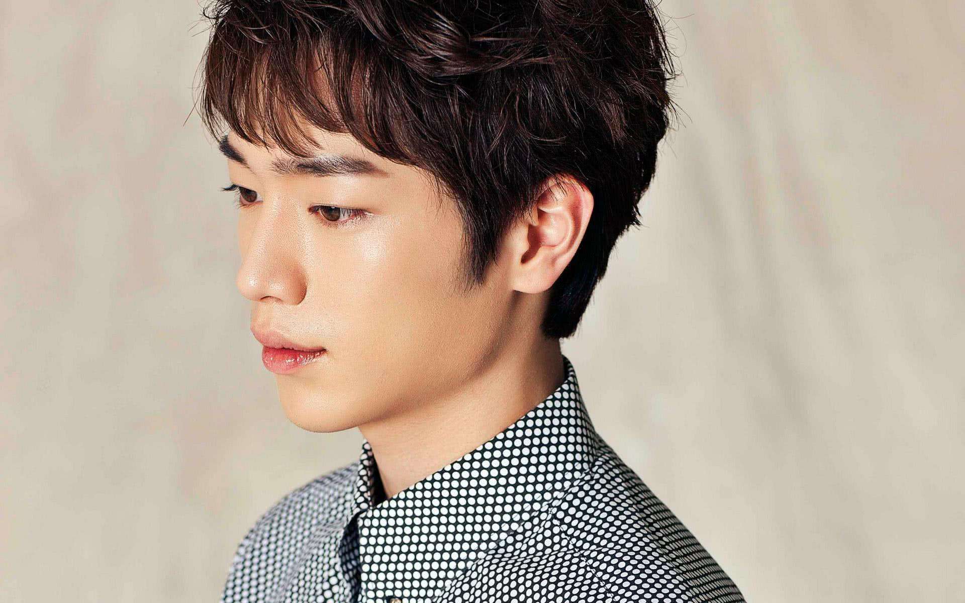 淘气活泼以小字开头的男生个性网名精选