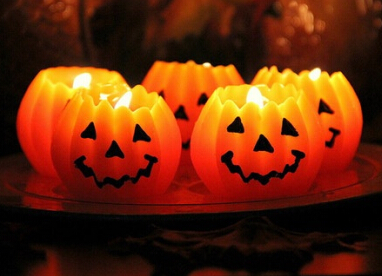 2015好听的QQ昵称：陪迩走完每个花开花落