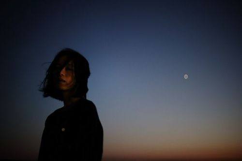 单身人士孤孤独独的网名,自娱自乐自己过