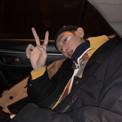 帅气搞笑的男生微信头像