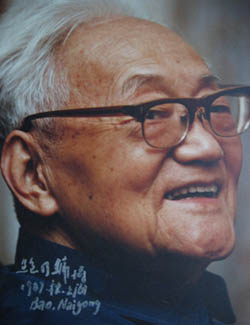 巴菲特的事业历程是怎么样的 巴菲特的名言有哪些