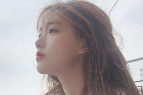 2018最火的微信名符号好看 凉薄轻叹世间多变