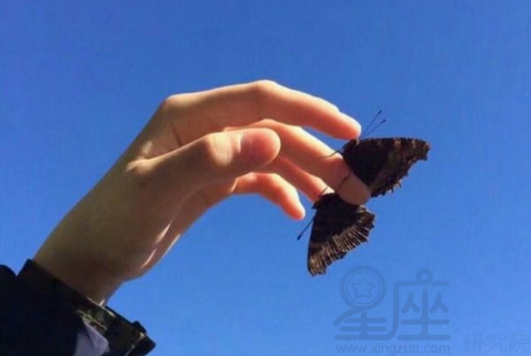 2021最火情侣昵称好听吸引人 最潮流最好听的情侣网名一对